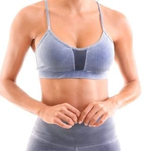 Liquido- Ella Bra II Stonewash Jeans